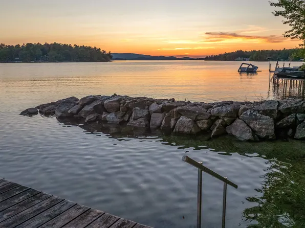 87 Timberlane Road, Wolfeboro, NH 03894