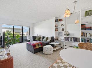 2475 York Ave #305, Vancouver, BC V6K1C9
