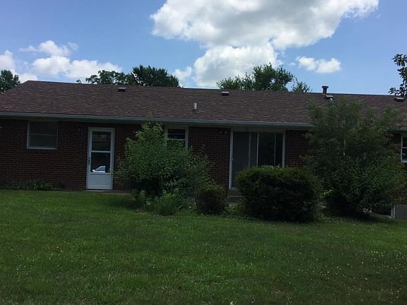 2nd image of 833 Wilma Ave
