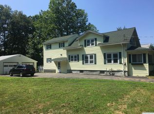 21 Elm Ave, Delmar, NY 12054