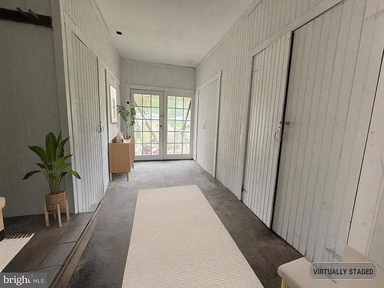 1327 Kepler Rd — Photo 8