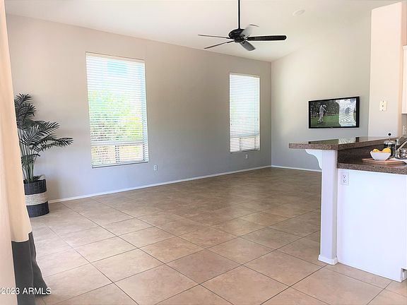 3rd image of 3055 N RED MOUNTAIN -- #198