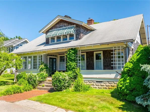 20 Cavanaugh Ct, Saunderstown, RI 02874