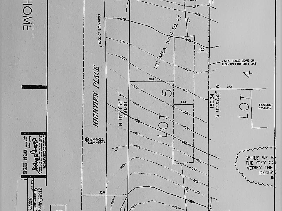 1st image of 21385 Minnetonka Blvd