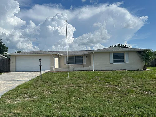 7804 Birchwood Dr Photo 1