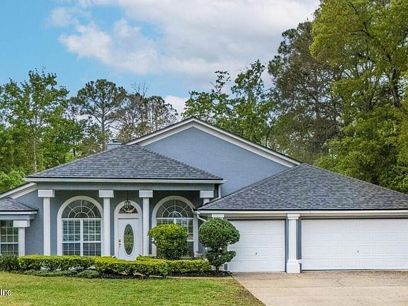 2nd image of 609 PINELAND Lane