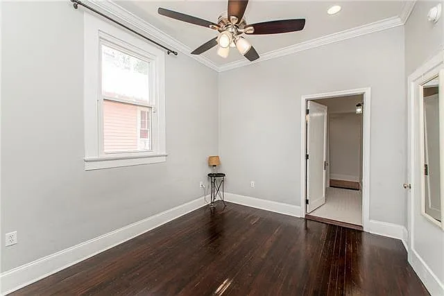 1526 Dante St — Photo 22