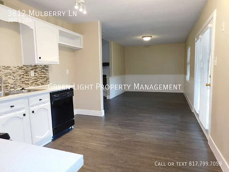 3812 Mulberry Ln — Photo 7