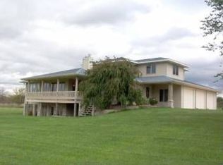 2820 Huddle Rd, Lake Odessa, MI 48849