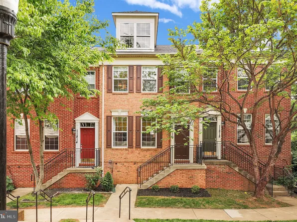 11816 Regents Park Dr, Germantown, MD 20876