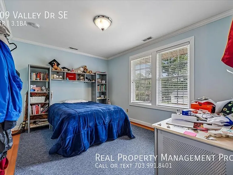 609 Valley Dr SE — Photo 24