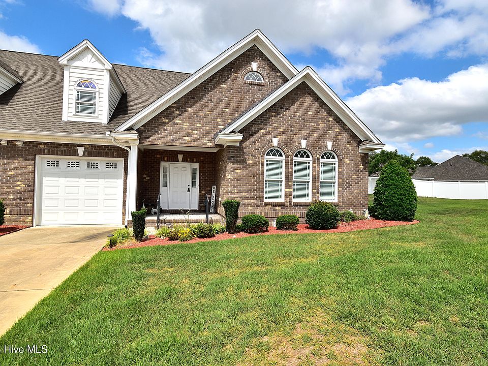 1st image of 140 Bridgeport Court