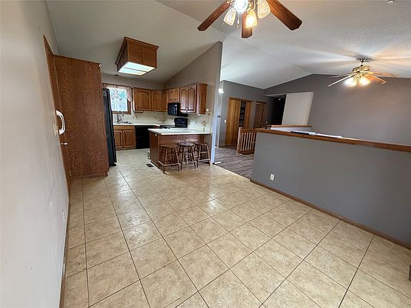 3rd image of 2918 Patty Pl