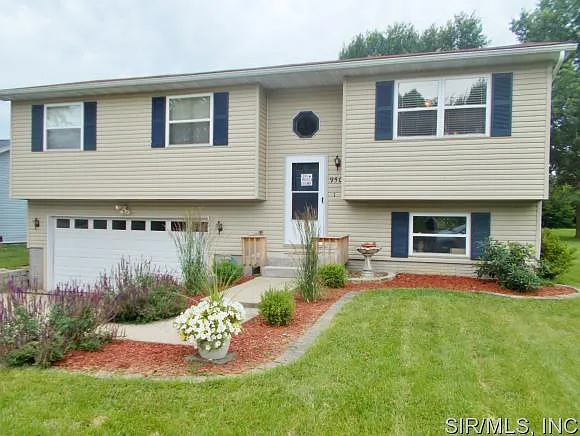 950 Catalina Dr photo 1