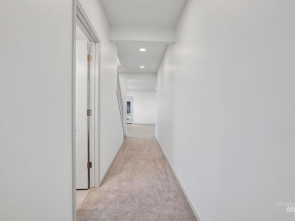 3rd image of 1614 Kenyon Road Block #1-lot 15