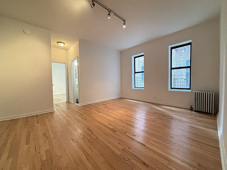 39 Turner Pl #C-1 — Photo 1