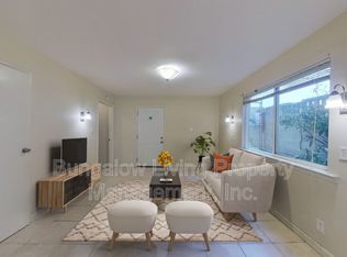 901 55th St, Oakland, CA 94608