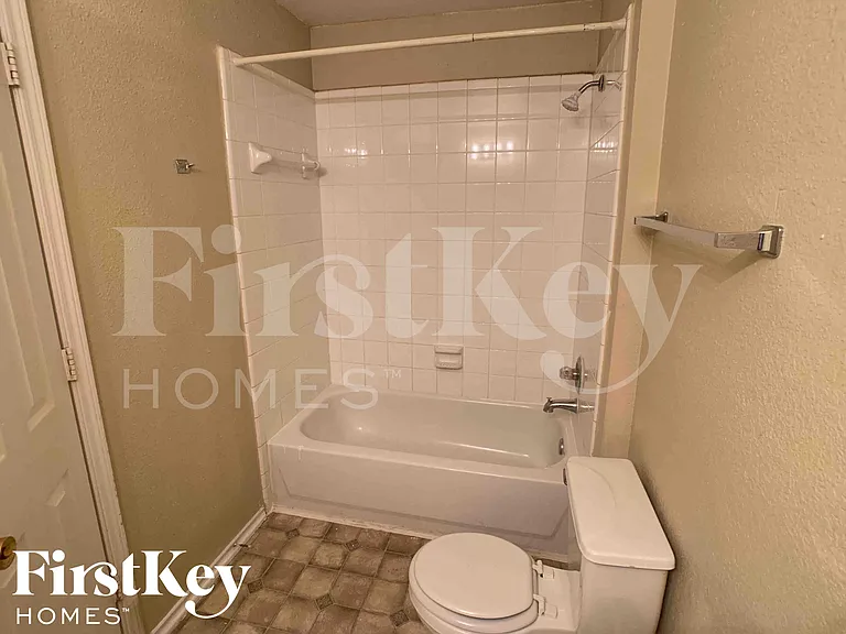 9342 Bowmore Ct — Photo 25