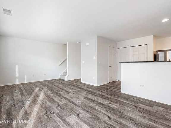 3rd image of 226 Bach Ct #226