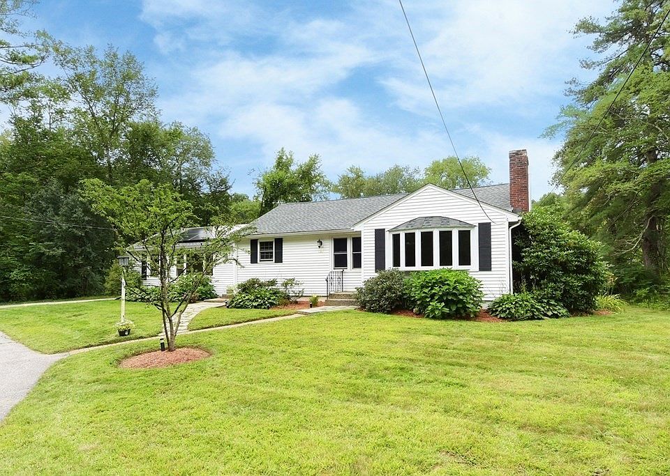 161 Church St, Northborough, MA 01532 | Zillow