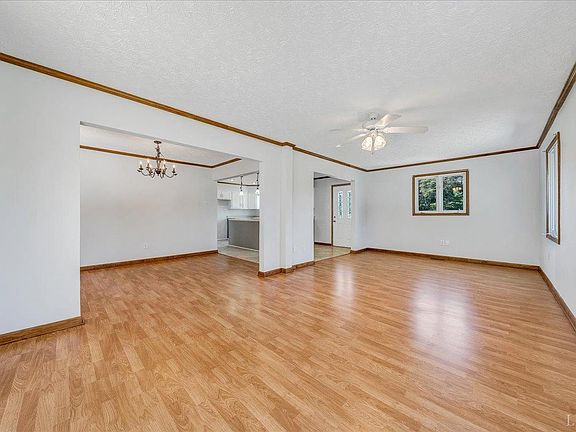 5th image of 1492 Planters Dr