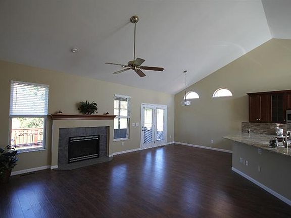 3rd image of 6066 Havenwood Ct