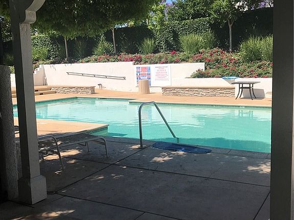 3rd image of 5526 Salerno Dr