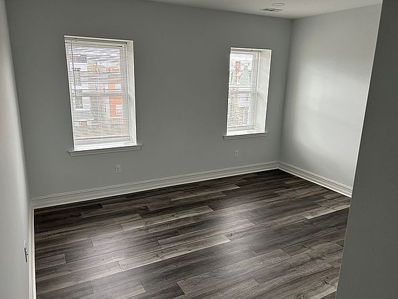 5th image of 1415 W Allegheny Ave