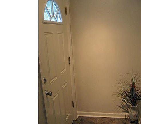 2nd image of 5880 Louis Dr