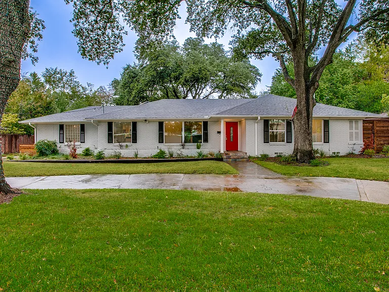 5815 Walnut Hill Ln — Photo 2