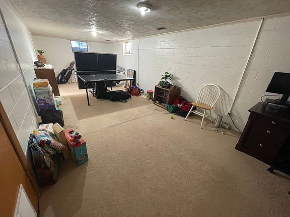 4th image of 812 S 38th Street Ct APT 1