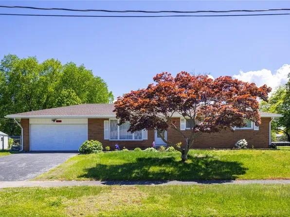 62 Frandee Ln, Rochester, NY 14626