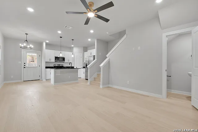 521 Dakota St #101 — Photo 2