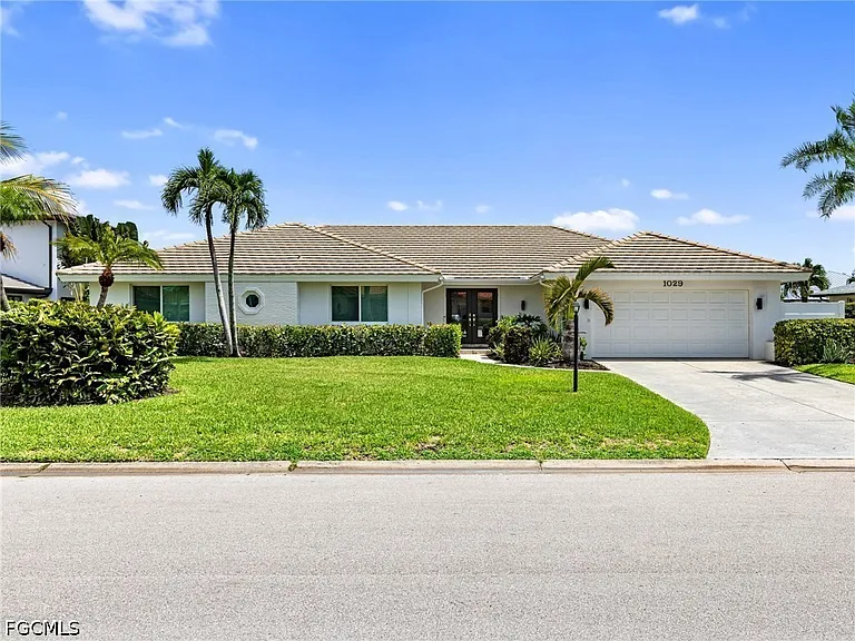 1029 Wittman Dr — Photo 1