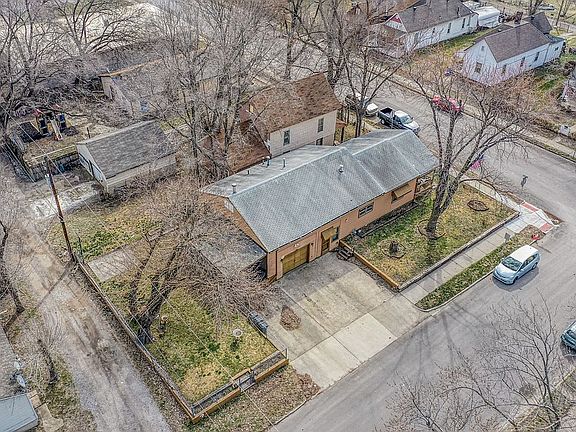 2nd image of 962 Miami Ave