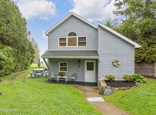 136 Longview Dr, Gloversville, NY 12078