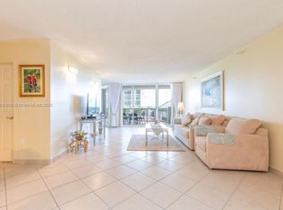 16711 Collins Ave APT 706, Sunny Isles Beach, FL 33160