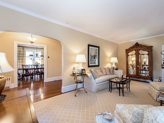 3rd image of 1063 Rosella Pl