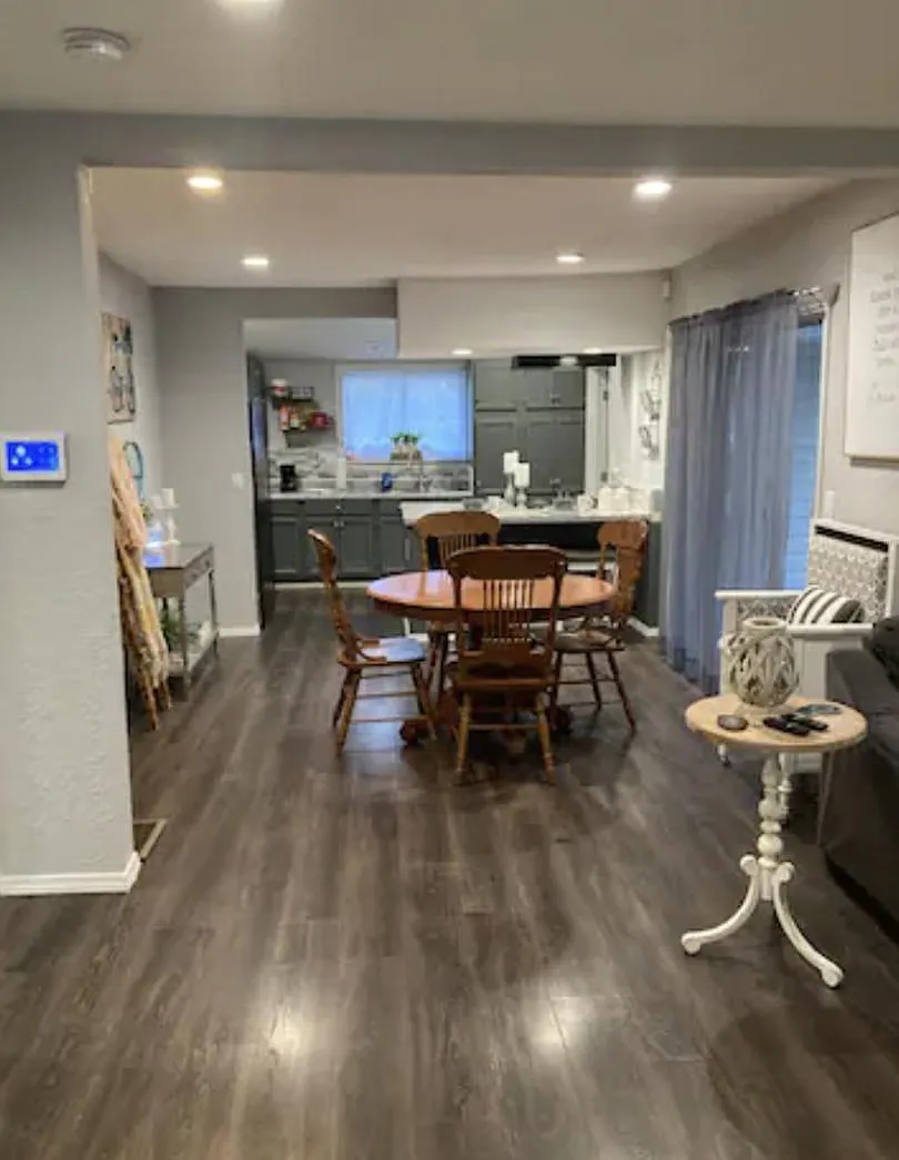 3 bed, 1200 sqft, $1,400 — Photo 3