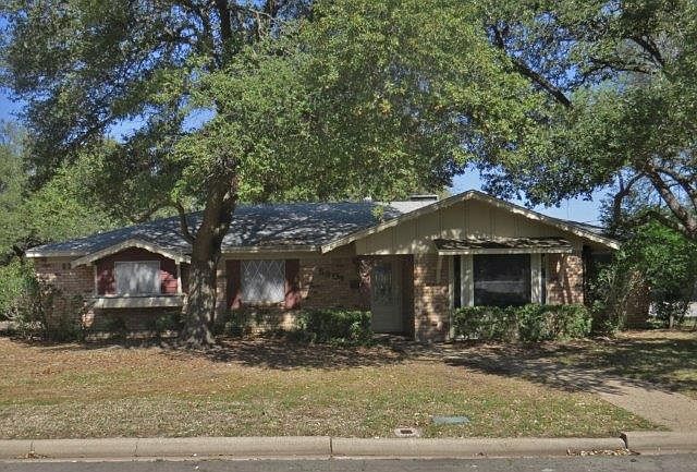 1st image of 5901 Caldwell Dr