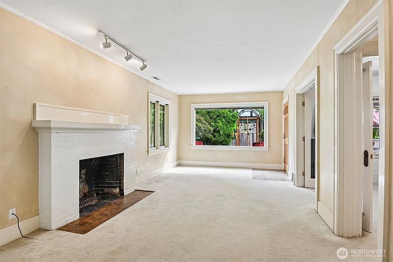5th image of 3203 Capitol Boulevard SW