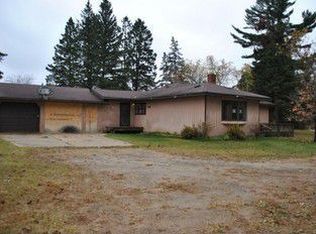 712 Washburn Ave E, Backus, MN 56435