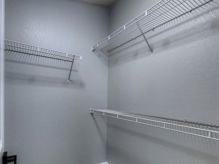 8401 Tiger Woods Ave — Photo 22