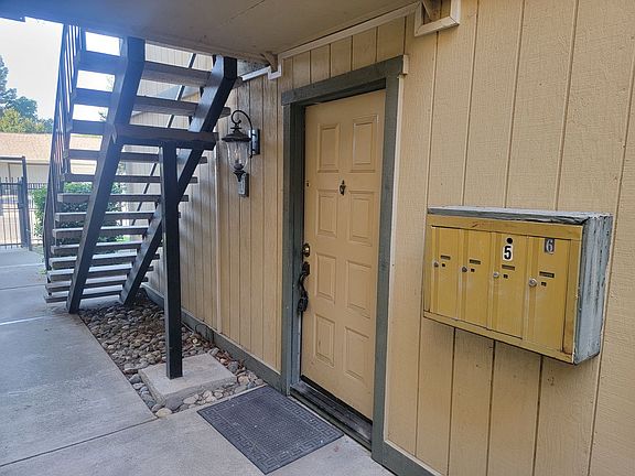 5th image of 201 Del Verde Cir APT 1