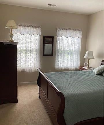 2nd image of 162 Glenmoor Cir