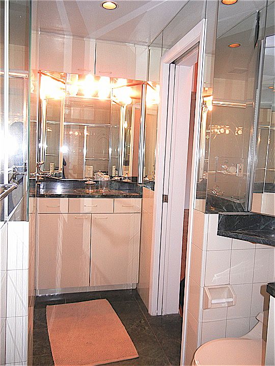 Bathroom/Dressing Area
