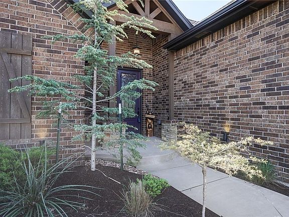 2nd image of 2616 Coles Creek Ln