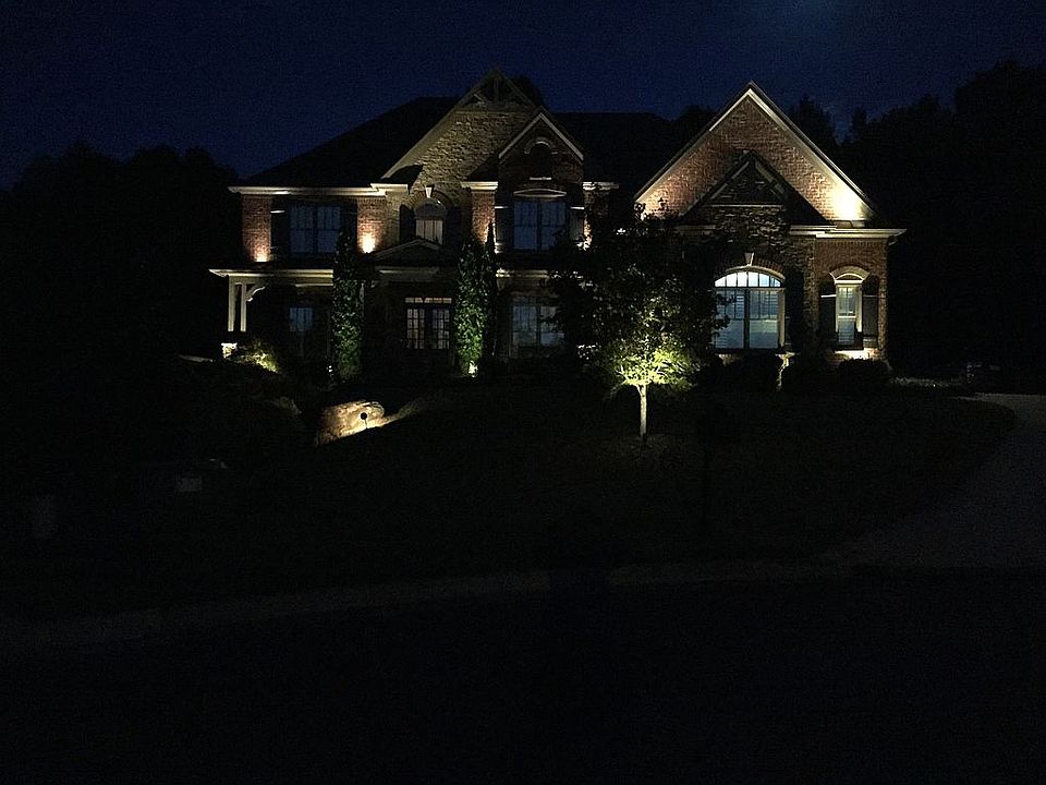 1st image of 128 Olde Heritage Way