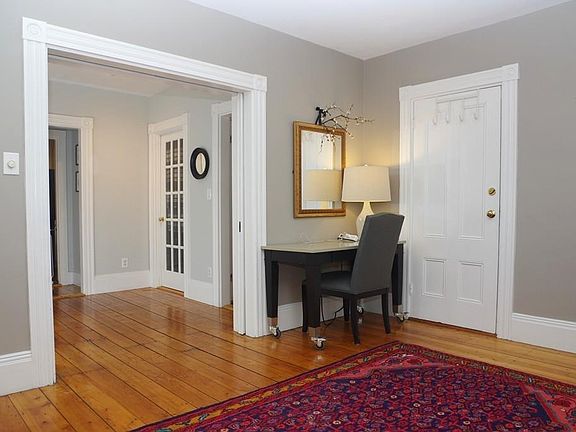 4th image of 18 Lawrence St #1