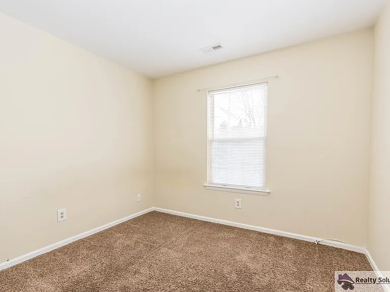 514 Cascade Ct #1 — Photo 12